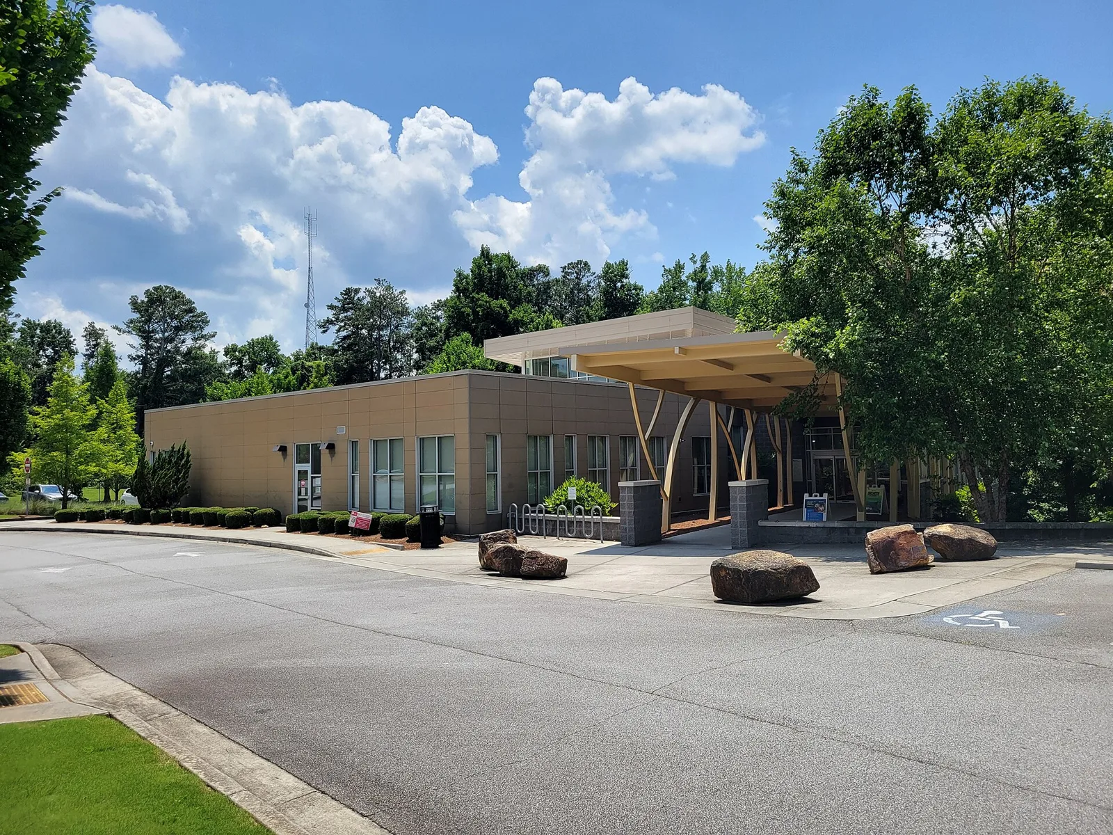 The East Roswell Library at 2301 Holcomb Bridge Road, one of two early voting sites in Roswell and the city's only absentee ballot drop box