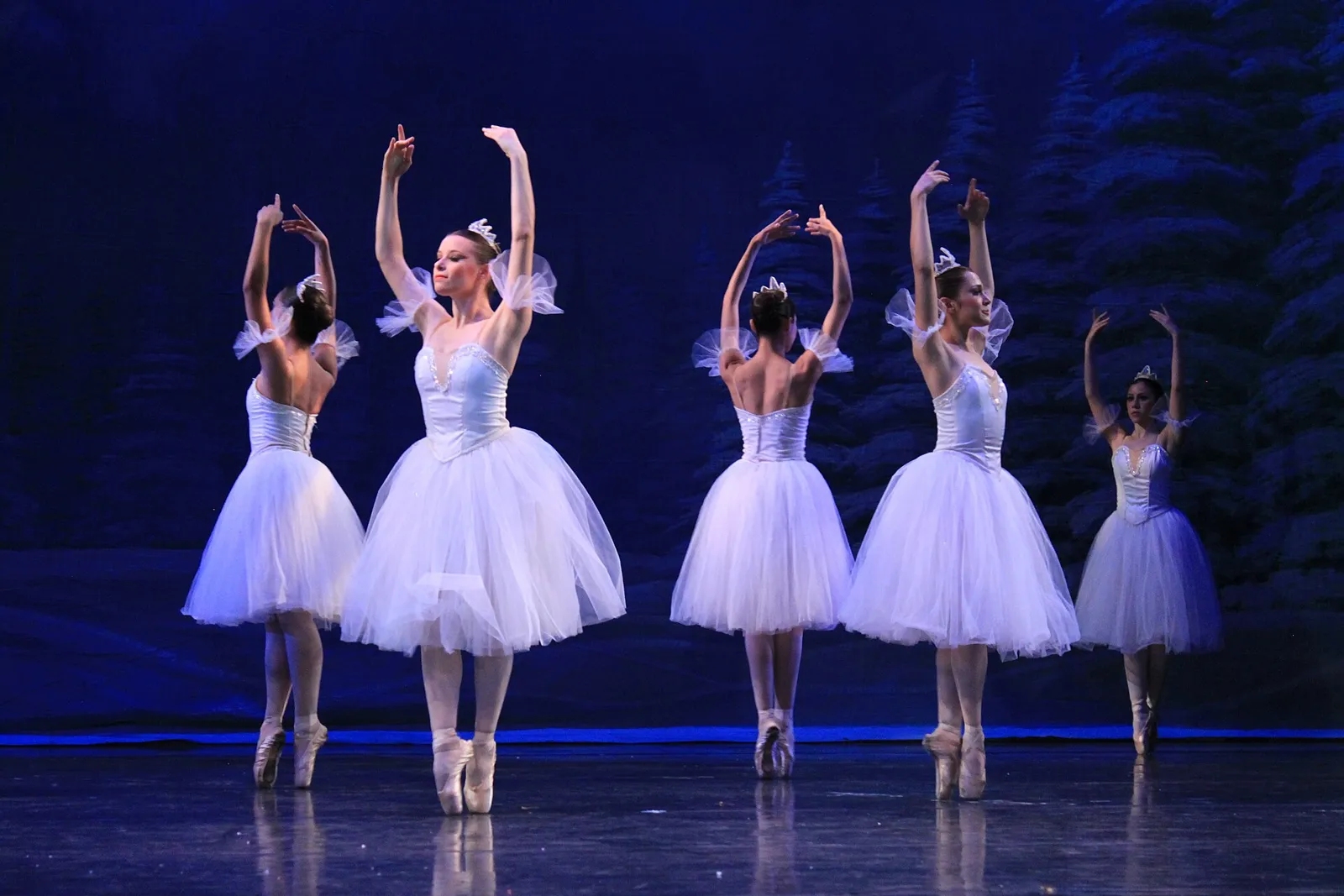 Dancers in the snowflake scene that closes the first act of The Nutcracker, in a student production by Mexico's Escuela Superior de Música y Danza, not one of the Roswell productions